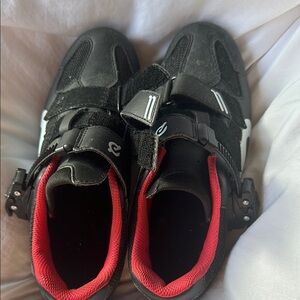Black Cycling Shoes with Red Interior